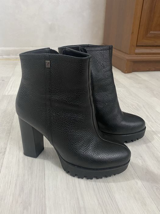 Зимняя обувь ботильоны  б/у