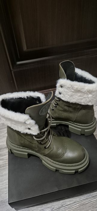 Зимни дамски боти