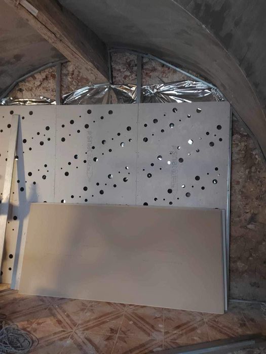 Execut amenajari interioare si exterioare