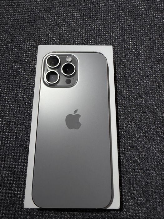 Iphone 16 Pro Max, inca in garantie