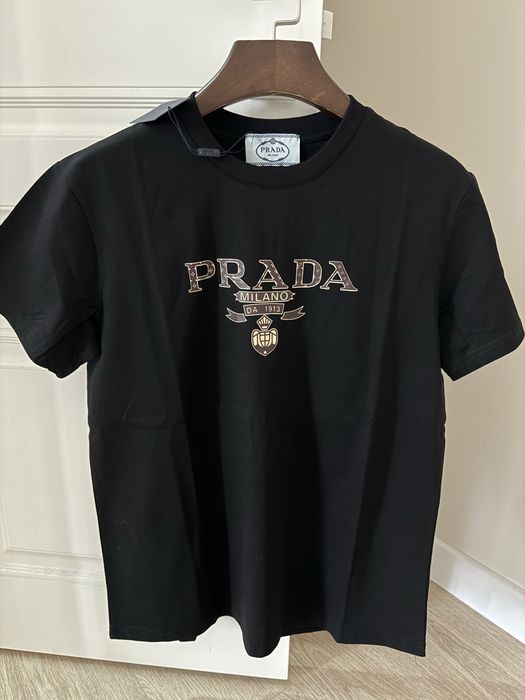 Футболка Prada новая