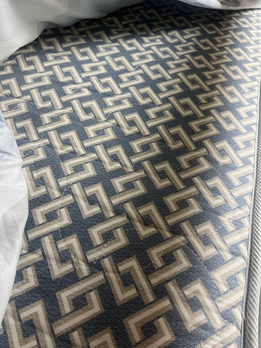 Детская спальня, кровать-чердак и полки