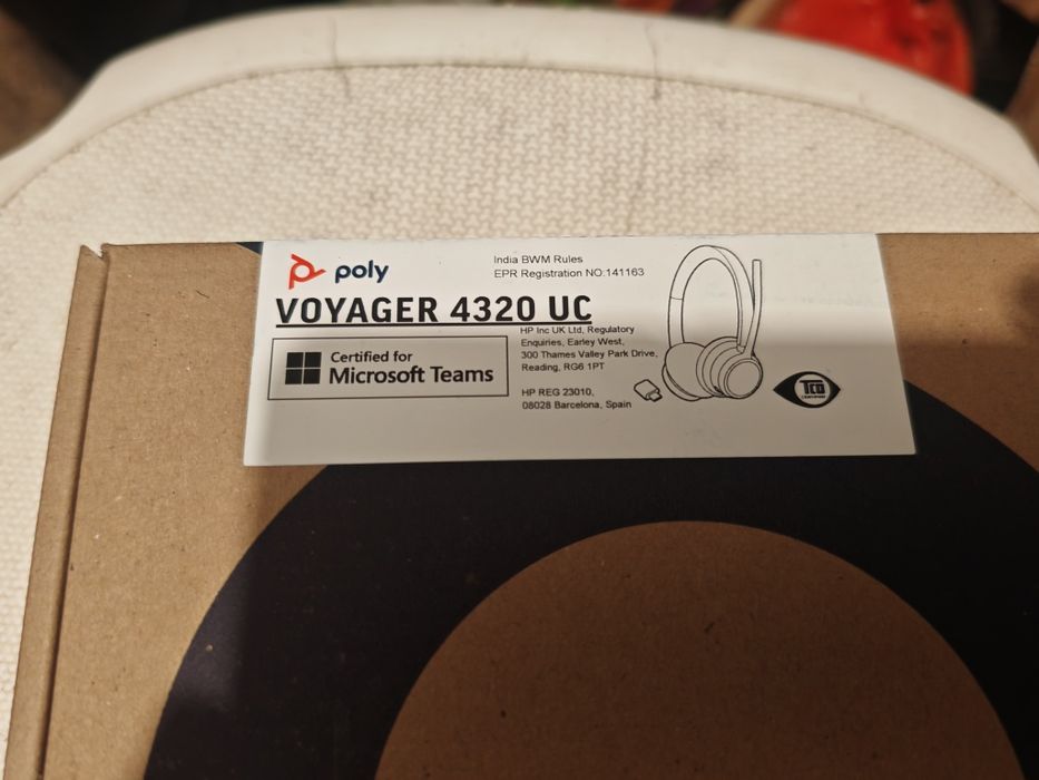 Vând căști Voyager 4320 UC