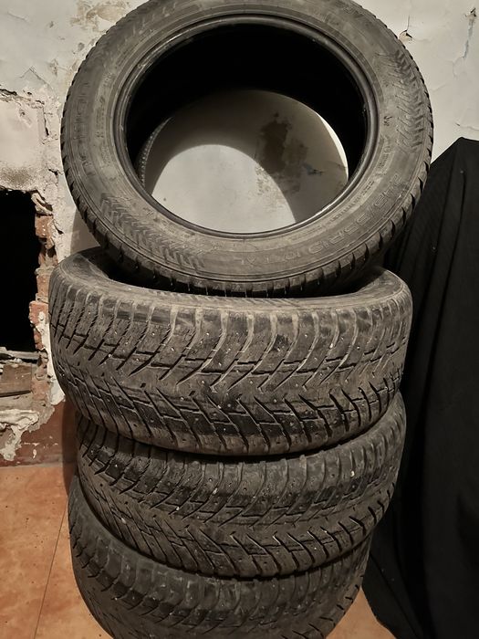 Зимняя резина 245/55/19. Комплект 35000