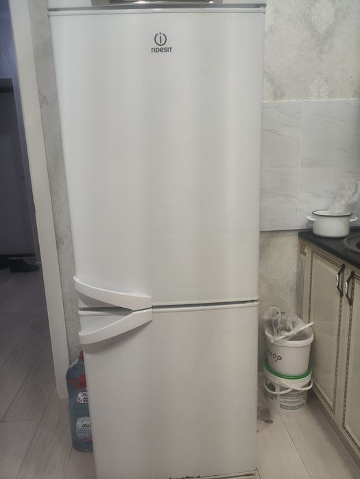 Продам холодильник!