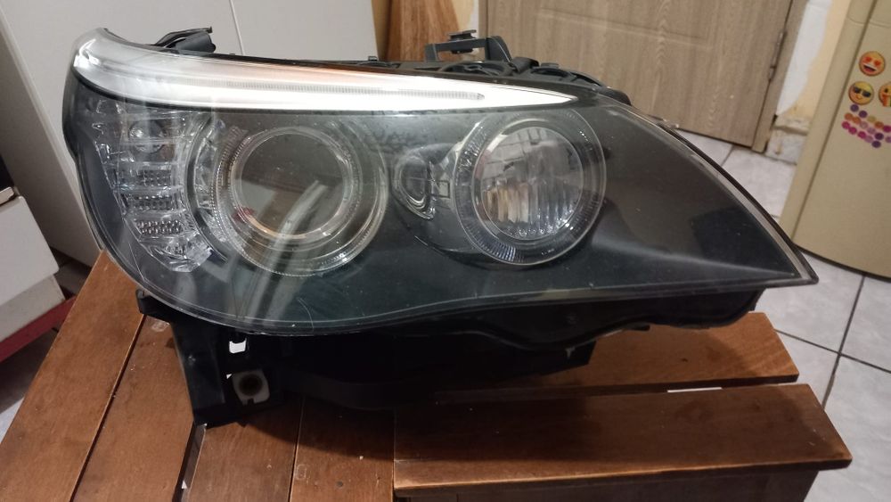 Far BMW E60 2010 ( dreapta)