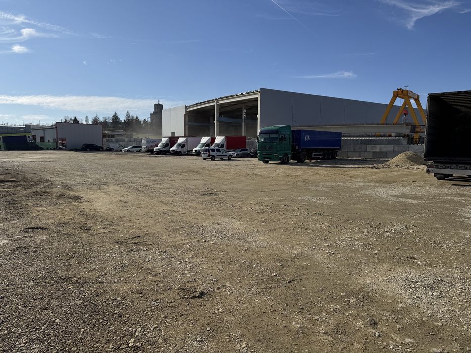 Parcare camione, dube, aututilitare masini