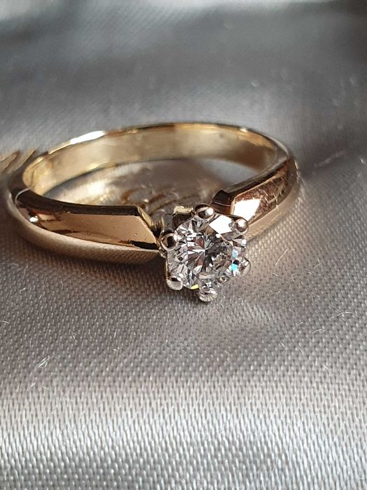 solitaire de logodna cu diamant natural 0,5ct