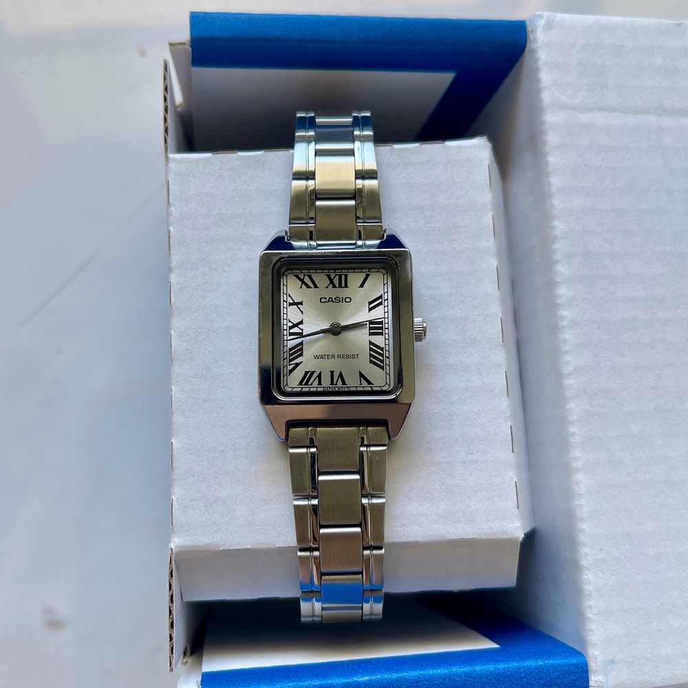 Часовник Casio