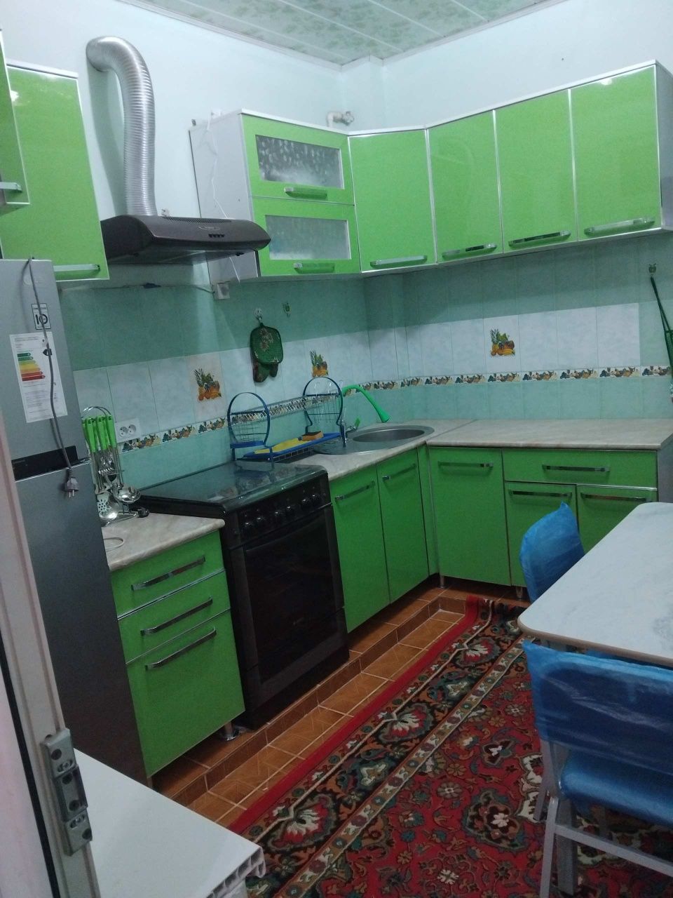 2 xonali kv ijaraga beriladi.