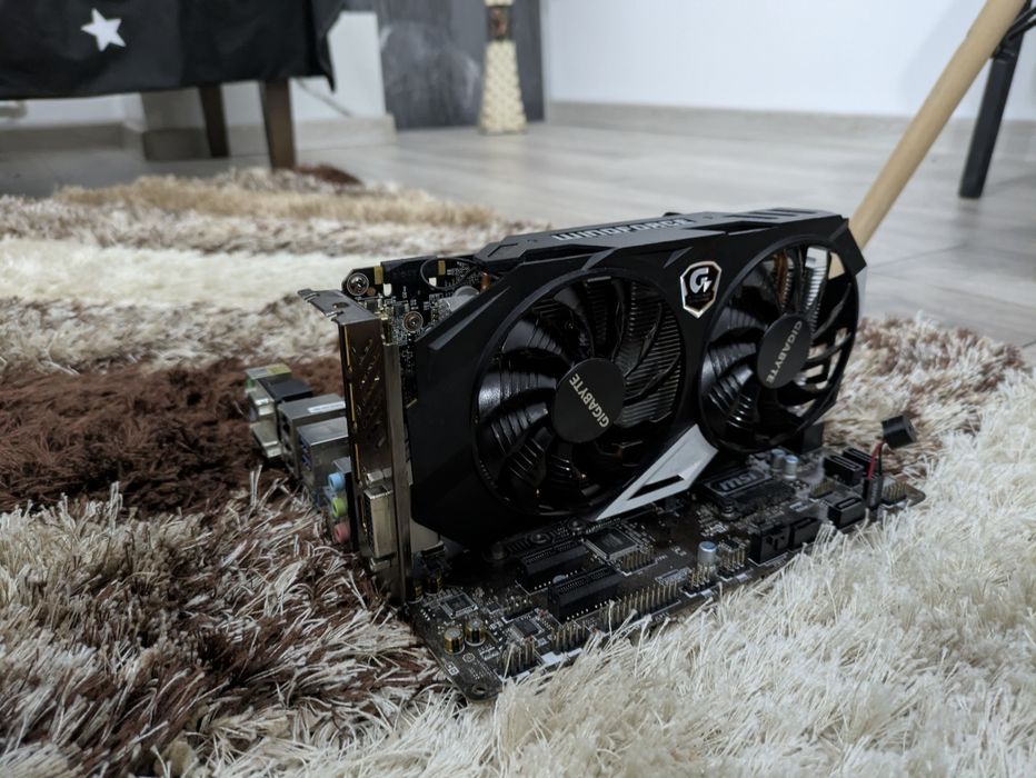 Kit PC Placa de baza + Procesor i3 7100, 16GB DDR4 + gtx950 2Gb