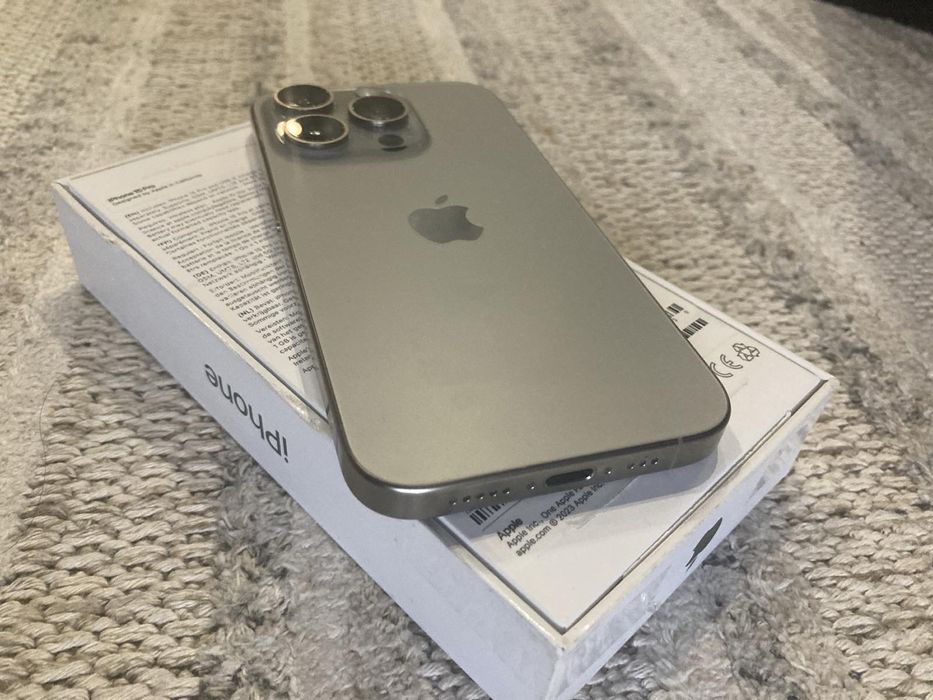 Iphone 15  pro - като нов