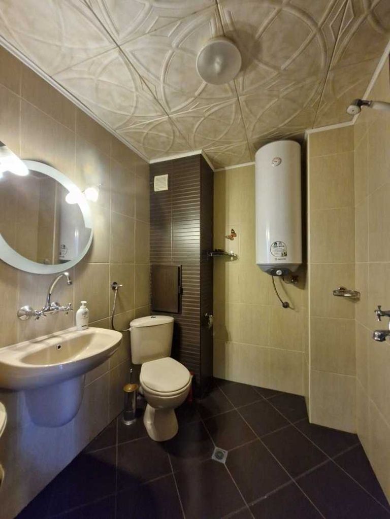 Продава се Едностаен апартамент в Бургас, Лазур - 58 кв.м за 1725 €/кв.м - Снимка #9