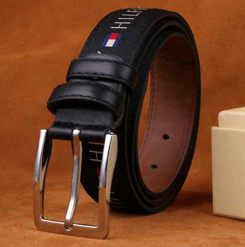 Curea negru/maro Tommy Hilfiger. Marime M. Noua ambalata!