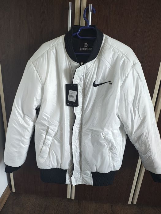 Geacă Nike Windbreaker cu Logo TM și Swoosh 1972 mărime M