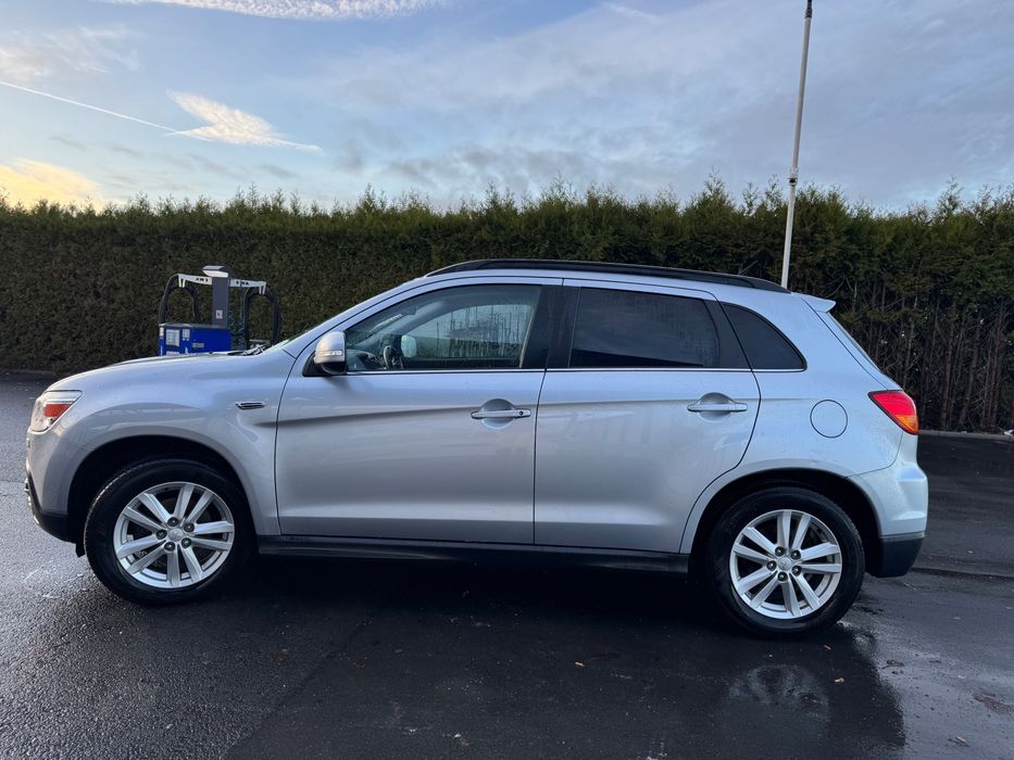 Mitsubishi ASX INSTYLE 1.8 DI-D /EURO 5 /4x4/Pano/Camera/Xenon/WEBASTO