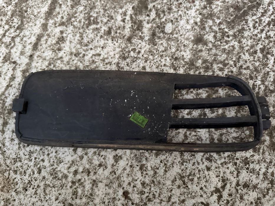 Grile Bară Faţă Audi 80 B4 şi Capac jantă Smart ForTwo C450