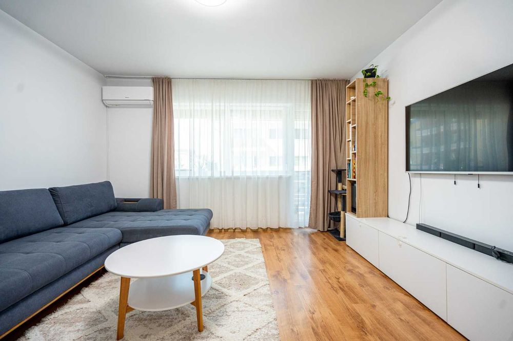 Apartament 3 camere decomandat (etaj 2) + Parcare privata
