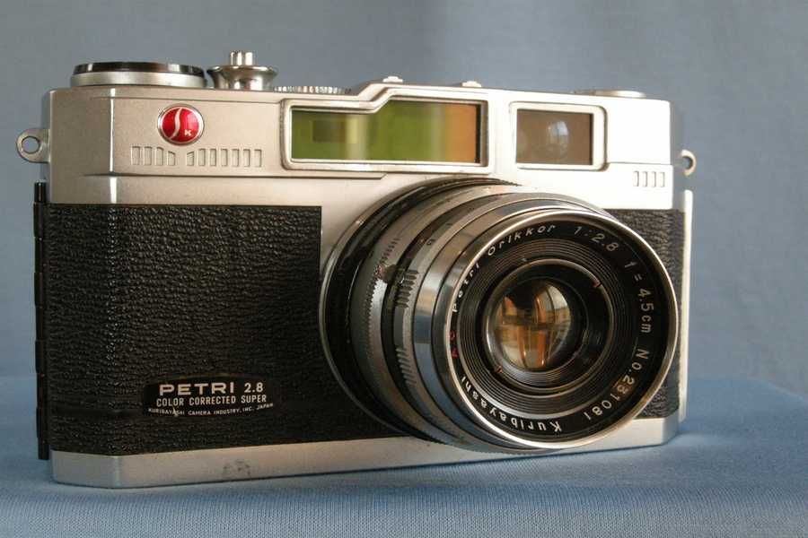 Aparat foto film clasic telemetric petri