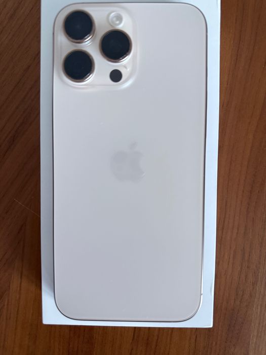 Iphone 16 Pro Max 1 TB Dessert Titanium, ca nou, factura, in garantie