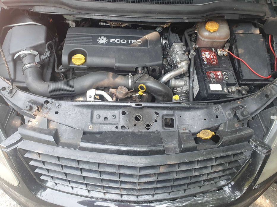 Fata completa / Piese dezmembrari Opel Zafira B OPC 1.7 diesel