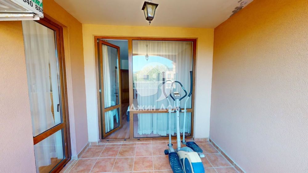 Продава се Тристаен апартамент в к.к. Слънчев бряг - 95000 кв.м за 1 €/кв.м - Снимка #8