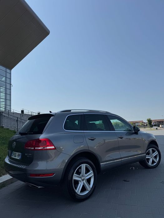 Vw Touareg/ 3.0- 245 cp/ an 2013/ pret 12999 !!