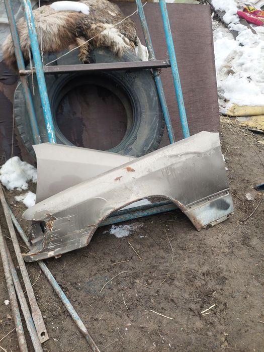 Запчасти на мерс 124 срочно
