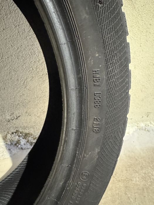 2 бр. гуми Continental 195/55/20 зимни