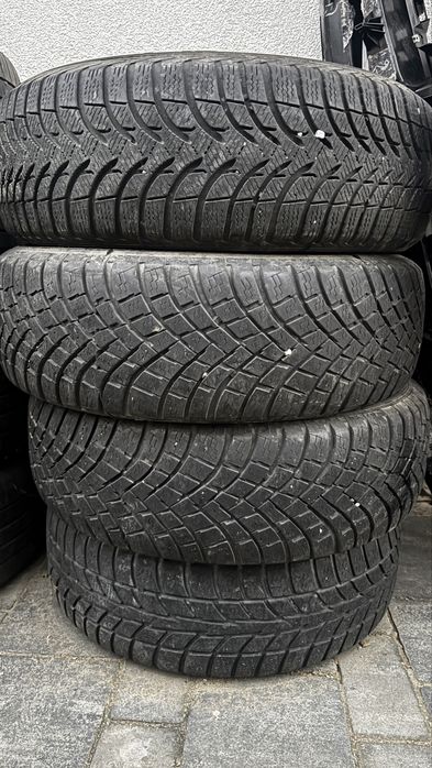 Anvelope iarna 195 65 15