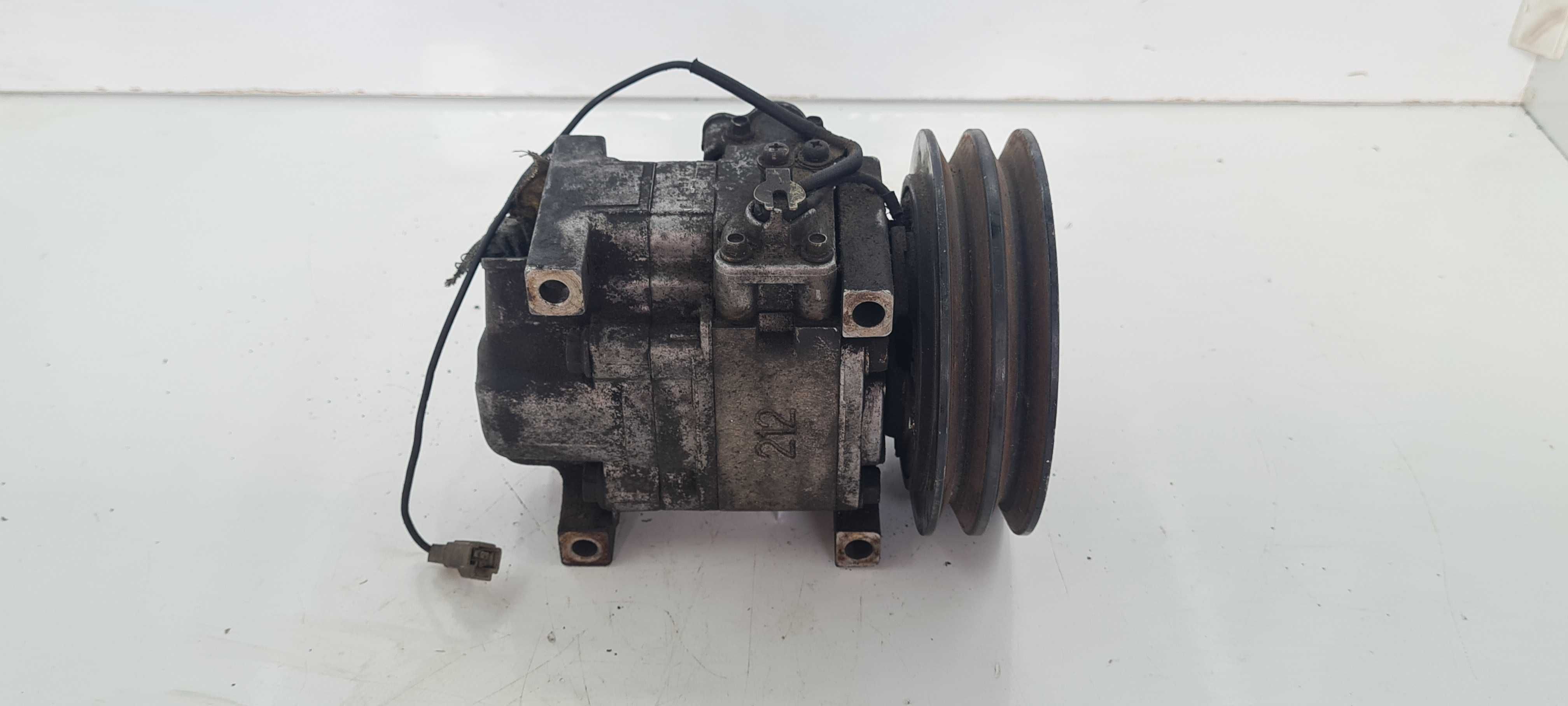 Компресор климатик Мазда 323ф бж 00г Mazda 323f bj 2.0 ditd 2000