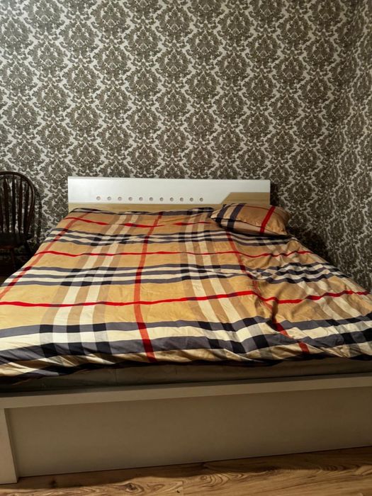 Кровать вместительная 180/200