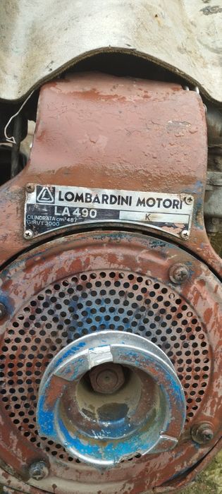 Vind motocultor 14cp funcțional benzina se vinde și dezmembrat