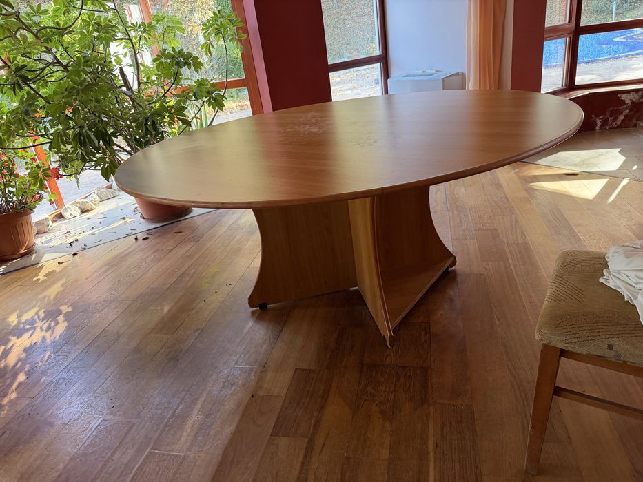 Mese rotunde 10 persoane