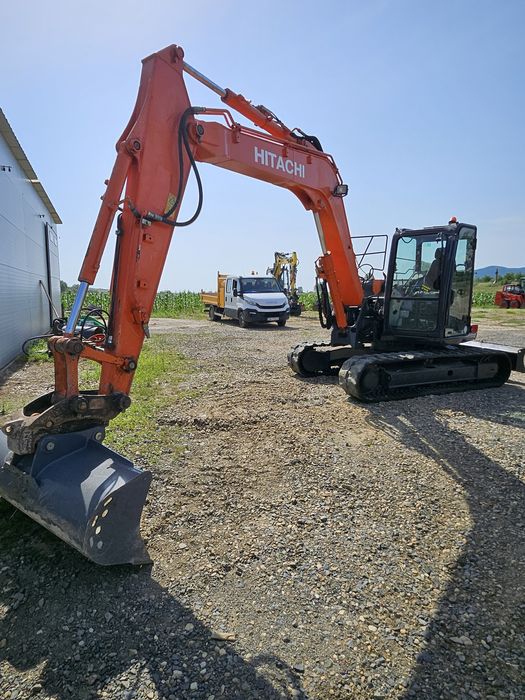 Excavator Hitachi 2014