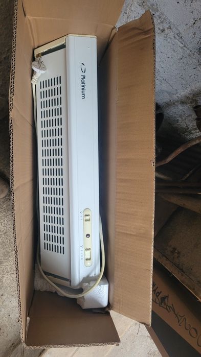 Vând hota 1 motor second