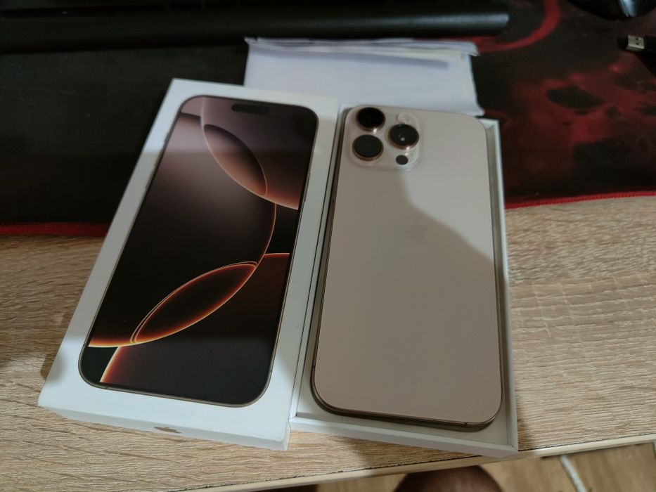 iPhone 16 Pro Max,Titanium Desert,256gb,In Garanție,Proveniență RO