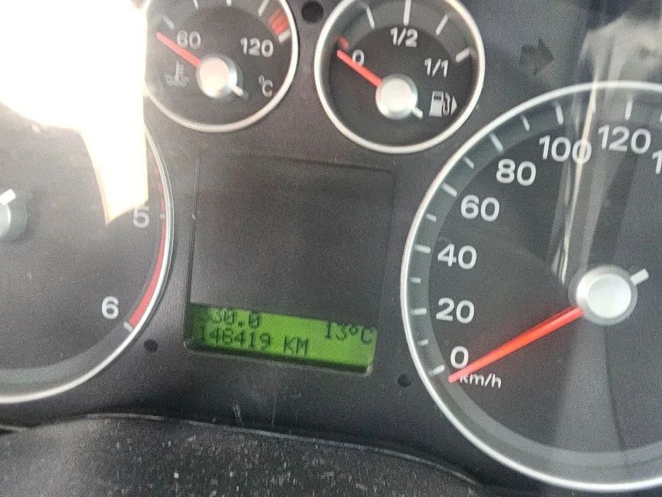 Dezmembrez Ford Focus C Max 1.6 diesel 81KW an 2007 volan stanga