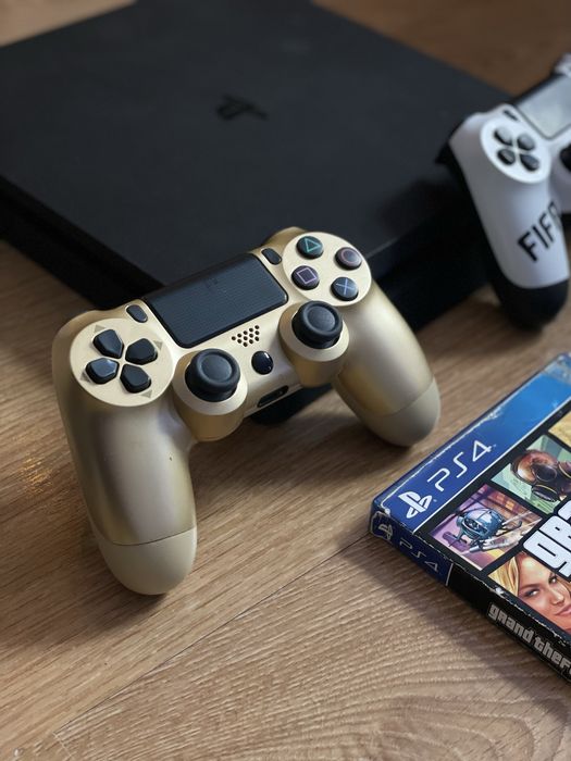 PS4 (Playstation 4) Slim  + 2 Controllere + JOC