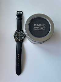 Мъжки часовник Casio с кожена каишка