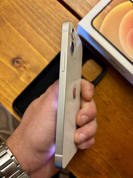 Iphone 12 перфектен