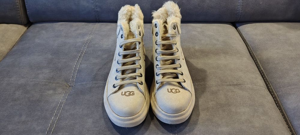 Ghete dama UGG Mărimea 38