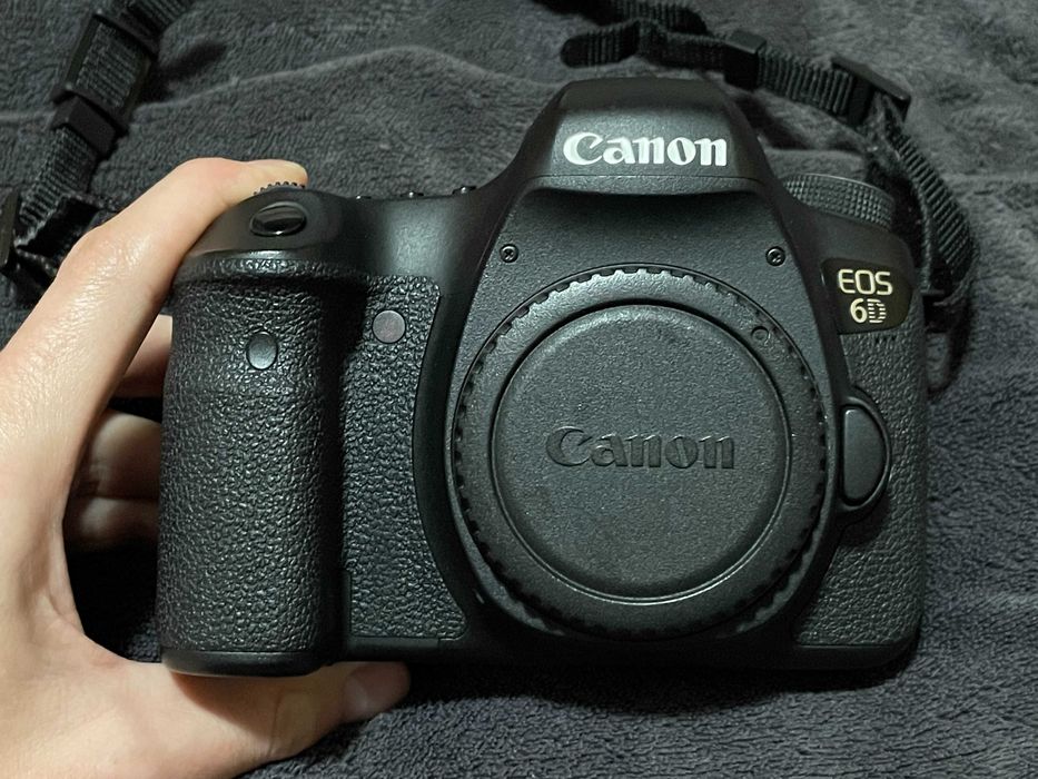 Фотоаппарат Canon EOS 6D (WG) Body