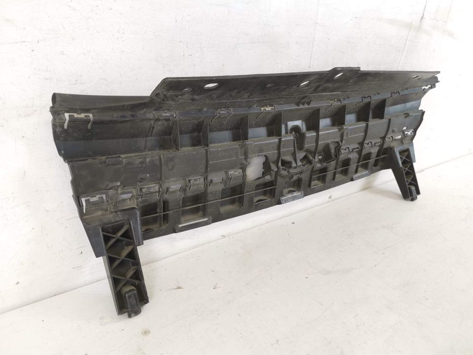 Оригинален Радиаторен Държач / Radialen Darzhach Volkswagen Caddy Ориг