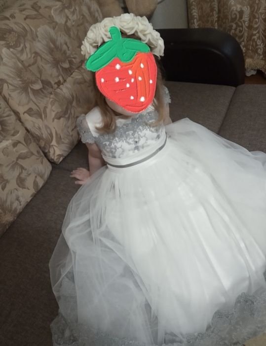 Красивое платье для девочки