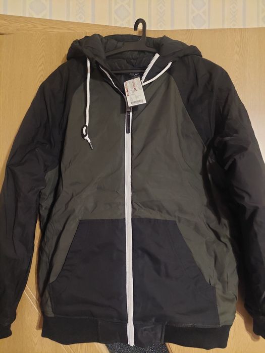 Мъжко зимно яке NEW WORK