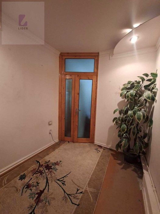 1 ком. переделанная в 2х ком. по ул.Гагарина