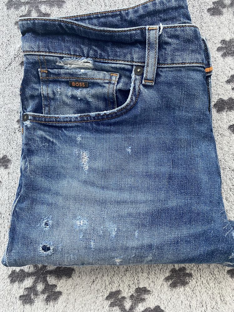 Blugi Hugo Boss