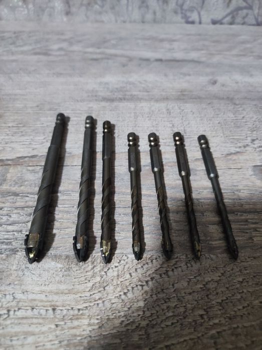 Набор крестовых свёрл по кафелю и керамограниту -7 шт ,от 5мм до 12 мм