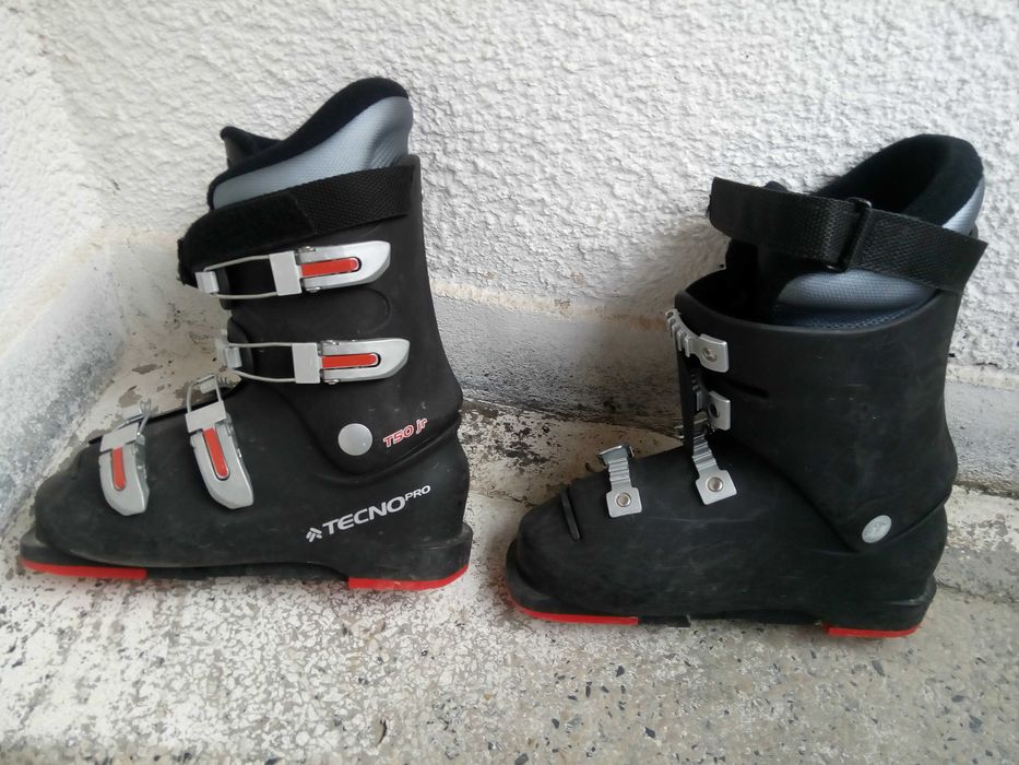 Ски екип BELFE, ски SALOMON 130см, щеки INTERSPORT, обувки TECHNO-pro